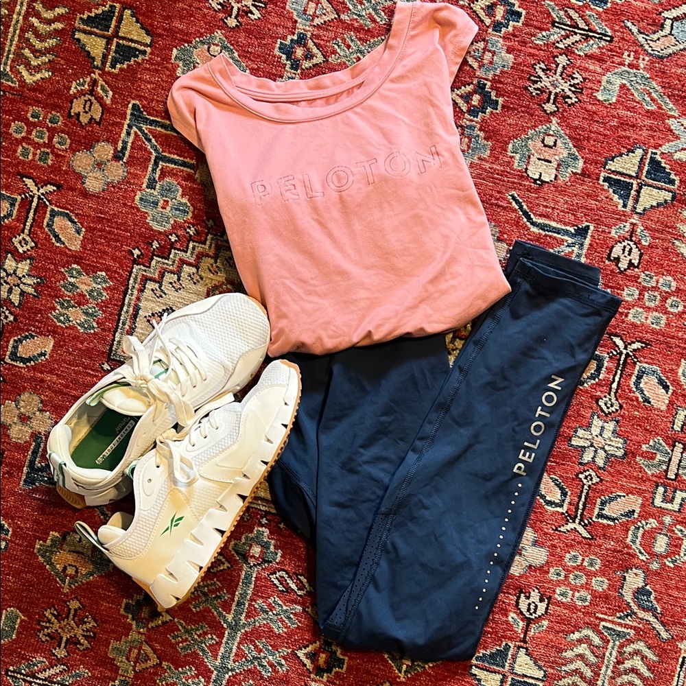 Peloton Teal Navy Leggings Shape